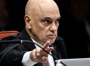 moraes-destitui-advogados-de-ex-assessores-de-bolsonaro