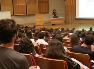 fuvest-2026:-conceicao-evaristo-e-tema-de-palestra-na-usp