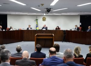 stf:-dino-marca-para-dezembro-julgamento-do-nucleo-2-da-trama-golpista