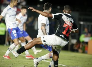 radio-nacional-transmite-as-emocoes-de-fortaleza-e-vasco