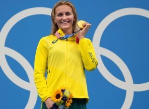 multimedalhista-olimpica-se-aposenta-da-natacao-aos-25-anos