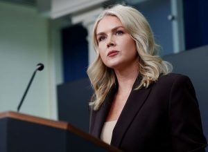 casa-branca-diz-que-trump-considera-maduro-um-presidente-“ilegitimo”