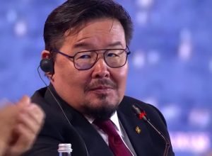 primeiro-ministro-da-mongolia-renuncia-quatro-meses-apos-assumir-o-cargo
