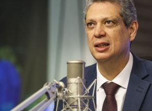 macedo-diz-que-deixa-ministerio-visando-disputar-eleicoes-de-2026