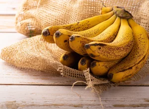 podemos-comer-bananas-com-“manchas”?-saiba-o-que-dizem-os-especialistas