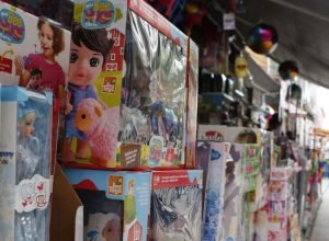 operacao-mira-lavagem-de-dinheiro-do-pcc-com-pelucias-em-lojas-de-brinquedo