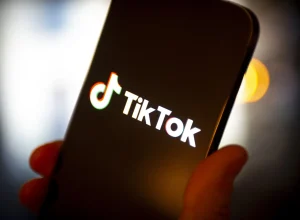 enem-2025:-tiktok-leva-auloes-gratuitos-a-cinemas-de-todo-o-brasil
