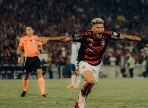 carrascal-exalta-vitoria-do-flamengo-em-casa-e-se-declara-a-torcida