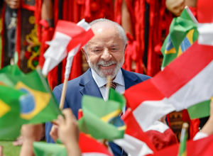 lula-afirma-que-vai-disputar-quarto-mandato-durante-visita-a-indonesia