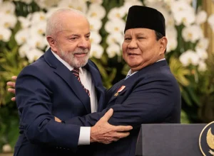 lula-diz-ao-presidente-da-indonesia-que-vai-disputar-as-eleicoes-em-2026