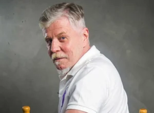 miguel-falabella-comenta-polemica-com-mateus-solano-e-uso-de-celulares-no-teatro