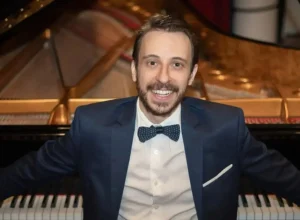 pianista-brasileiro,-pablo-rossi-se-apresenta-na-filarmonica-de-berlim
