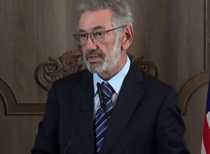 brasil-pede-a-trump-reversao-da-aliquota,-sem-ampliar-lista-de-excecao