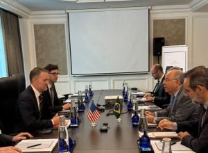 delegacoes-do-brasil-e-eua-iniciam-negociacoes-sobre-tarifaco