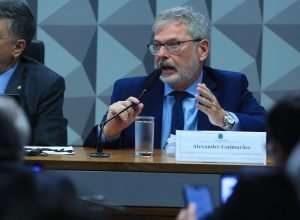 ex-diretor,-alexandre-guimaraes,-entra-em-contradicao-na-cpmi-do-inss