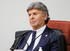 citado-por-bolsonaro,-fux-nao-deve-julgar-recursos-contra-condenacao