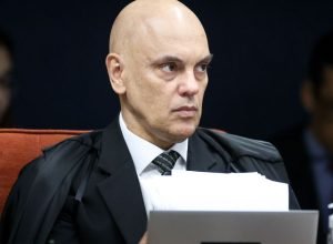moraes-cobra-explicacoes-da-defesa-de-martins-por-tornozeleira-eletronica