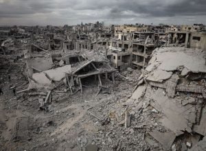 novo-ataque-de-israel-mata-tres-pessoas-em-gaza,-dizem-autoridades-de-saude