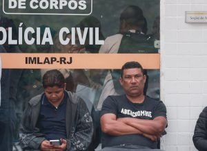 dos-117-suspeitos-mortos-em-operacao-no-rio,-99-ja-foram-identificados