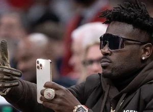 nfl:-ex-astro-do-pittsburgh-steelers-e-preso-por-tentativa-de-homicidio