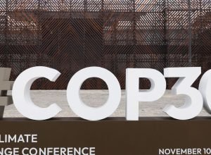 dia-de-abertura-da-cop30-tem-presenca-de-lula-e-nobel-de-economia