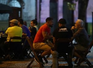 setor-de-servicos-do-brasil-cresce-0,6%-em-setembro,-diz-ibge