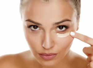 maquiagem-no-verao:-beleza-com-menos-produtos-e-mais-cuidado