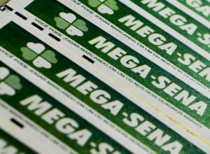 aposta-de-porto-alegre-acerta-mega-sena-e-leva-premio-de-r$-99-milhoes