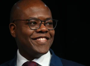 pf-indicia-ex-ministro-silvio-almeida-por-importunacao-sexual