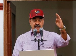 maduro-diz-que-intervencao-militar-dos-eua-seria-“fim-politico”-de-trump