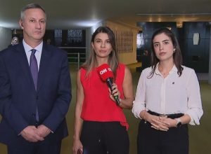 deputados-tabata-e-sanderson-debatem-se-pl-antifaccao-resolve-seguranca