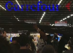 “ate-hoje-nao-consigo-ver-a-cena”,-afirma-viuva-de-homem-morto-no-carrefour