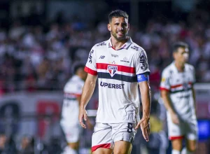 sao-paulo-encara-juventude-para-tentar-vencer-a-1a-na-vila-e-buscar-algum-animo-no-brasileirao