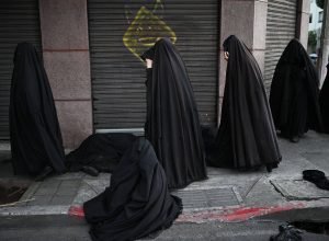 policia-resgata-17-criancas-de-seita-na-colombia