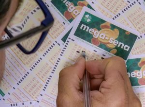 mega-sena-volta-a-acumular-e-pode-pagar-r$-18-milhoes-na-proxima-terca