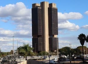 inflacao-de-2025-ficara-abaixo-do-teto-da-meta,-em-4,45%