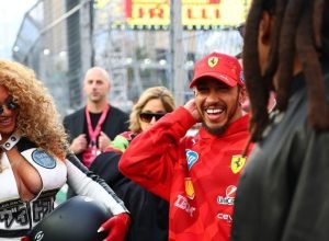 “acelera,-mamae”:-beyonce-viraliza-com-volta-em-carro-de-hamilton