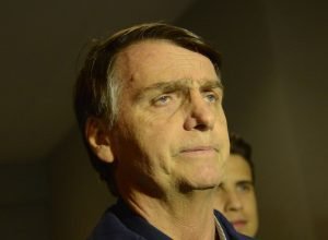 bolsonaro-fica-inelegivel-ate-2060;-tse-sera-comunicado-de-decisao