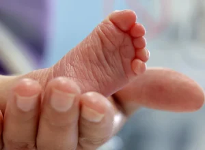 saiba-como-sera-oferta-de-vacina-que-previne-bronquiolite-em-bebes