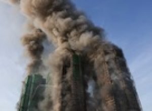 mortos-em-incendio-em-hong-kong-chegam-a-128;-200-estao-desaparecidos