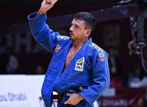 daniel-cargnin-conquista-bronze-no-grand-slam-de-judo-de-abu-dhabi