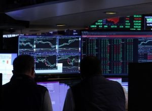 wall-street-fecha-sem-direcao-unica-as-vesperas-de-decisao-de-juros-do-fed