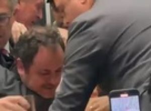 esquerda-cobra-motta-por-violencia-contra-glauber;-bolsonaristas-comemoram