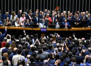 entidades-criticam-retirada-da-imprensa-na-camara