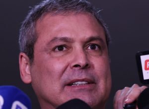 lider-do-pt-considera-escandalosa-decisao-de-votar-pl-da-dosimetria