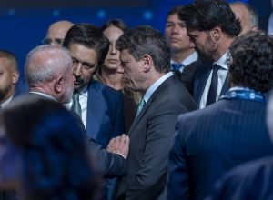 lula-promete-enviar-ministro-a-sp-para-discutir-crise-de-energia-com-nunes-e-tarcisio
