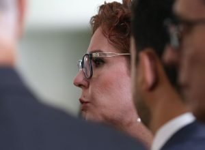 stf-confirma-perda-de-mandato-de-zambelli;-suplente-deve-tomar-posse