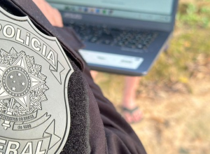 pf-cumpre-mandados-contra-ex-assessora-ligada-a-arthur-lira