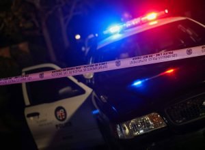 policia-encontra-duas-pessoas-mortas-na-casa-do-ator-e-diretor-rob-reiner