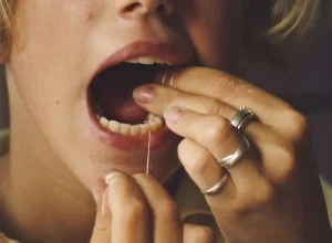 a-relacao-entre-mau-halito-e-problemas-de-saude-graves